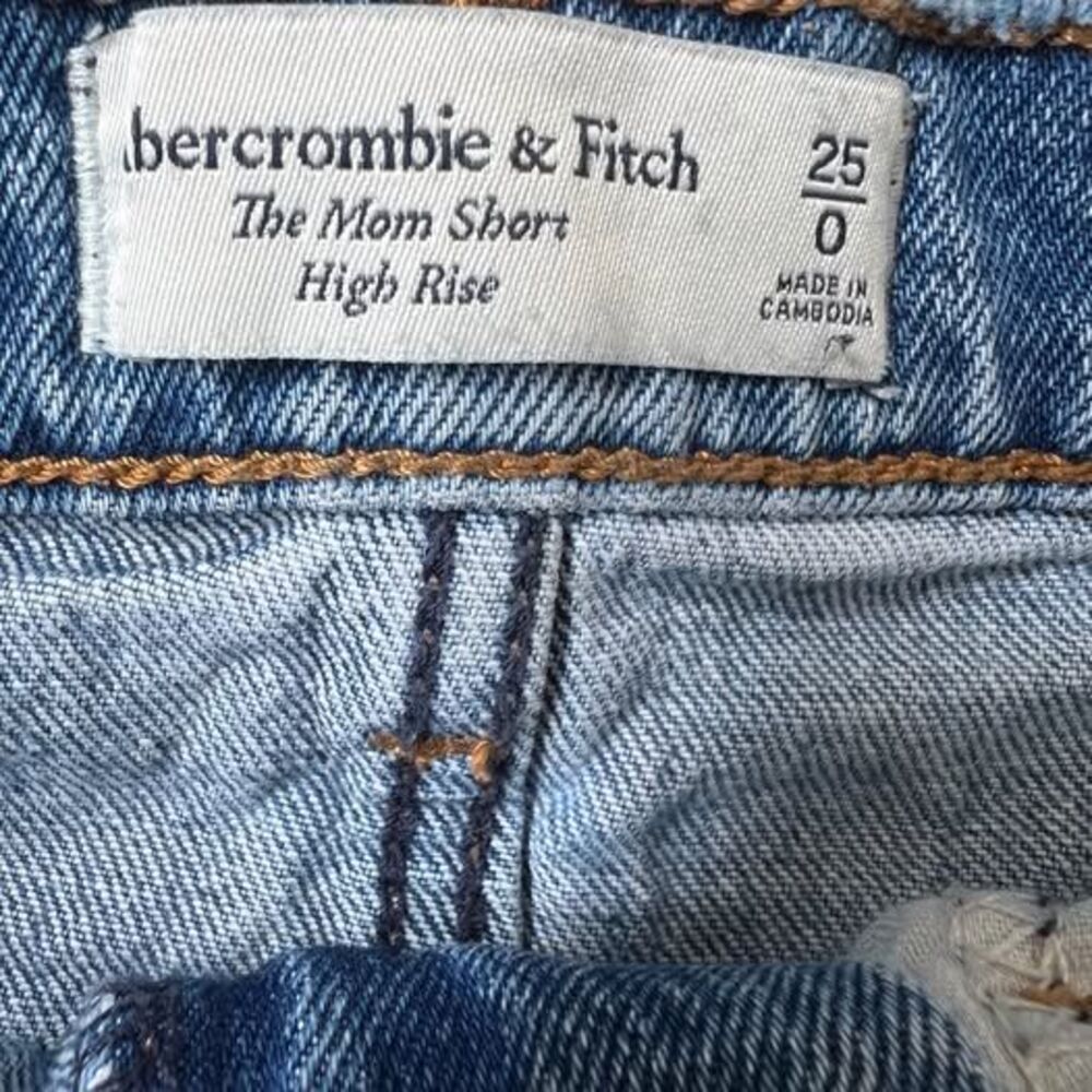 Abercrombie and Fitch, The Mom Short High-rise  Denim Jean Shorts size 25/0 - Picture 6 of 6